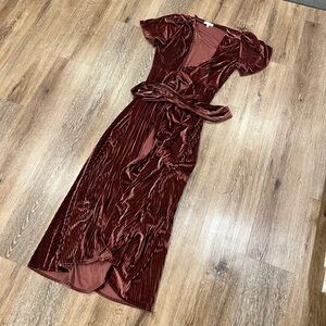 Andi Ribbed Velvet Wrap Dress | Dark Rose